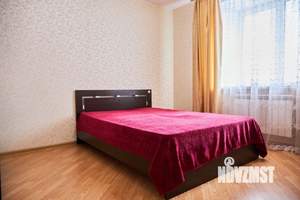 2-к квартира, посуточно, 70м2, 3/15 этаж