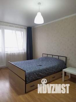 1-к квартира, посуточно, 38м2, 6/9 этаж