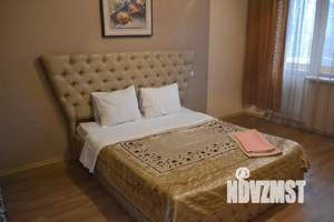 1-к квартира, посуточно, 38м2, 3/9 этаж