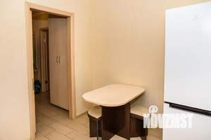 1-к квартира, посуточно, 36м2, 3/9 этаж