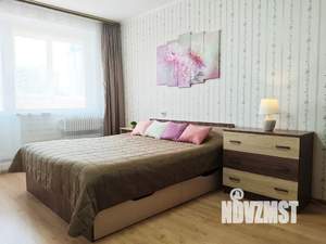 1-к квартира, посуточно, 33м2, 3/10 этаж