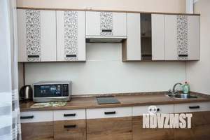 1-к квартира, посуточно, 39м2, 4/15 этаж