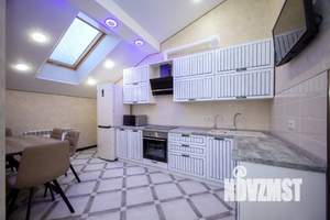 1-к квартира, посуточно, 47м2, 1/1 этаж