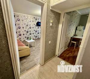 1-к квартира, посуточно, 40м2, 2/5 этаж