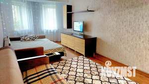 2-к квартира, посуточно, 68м2, 1/10 этаж
