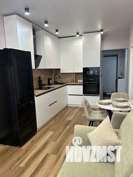 1-к квартира, посуточно, 39м2, 6/9 этаж