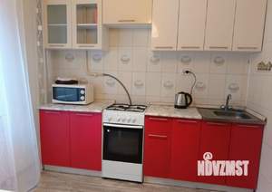 1-к квартира, посуточно, 38м2, 1/9 этаж