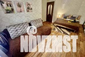 1-к квартира, посуточно, 44м2, 1/5 этаж