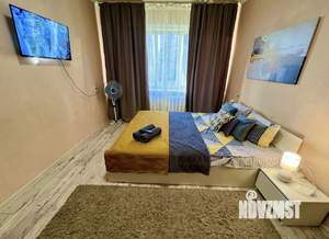 1-к квартира, посуточно, 40м2, 1/6 этаж
