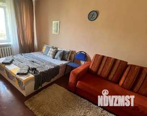 1-к квартира, посуточно, 40м2, 1/5 этаж