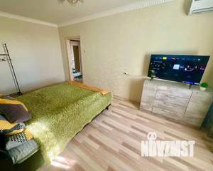 1-к квартира, посуточно, 44м2, 8/10 этаж