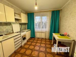 1-к квартира, посуточно, 38м2, 1/9 этаж
