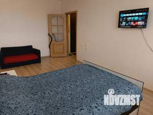 1-к квартира, посуточно, 37м2, 2/10 этаж