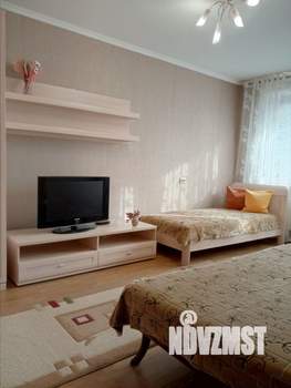 1-к квартира, посуточно, 34м2, 4/10 этаж
