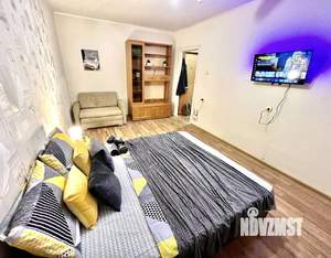 1-к квартира, посуточно, 35м2, 3/9 этаж