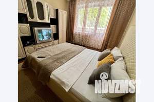 1-к квартира, посуточно, 44м2, 1/9 этаж