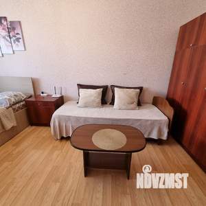 1-к квартира, посуточно, 40м2, 9/10 этаж