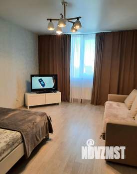 1-к квартира, посуточно, 50м2, 1/1 этаж