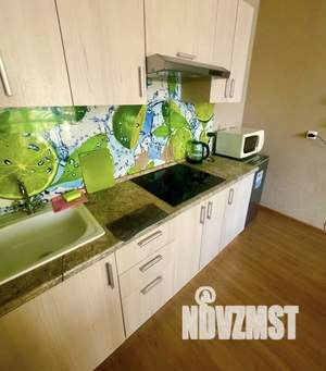 1-к квартира, посуточно, 44м2, 1/1 этаж