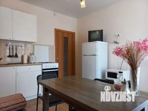 1-к квартира, посуточно, 36м2, 1/1 этаж