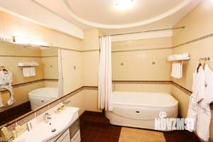 3-к квартира, посуточно, 71м2, 1/1 этаж