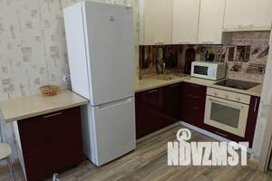 1-к квартира, посуточно, 50м2, 15/21 этаж