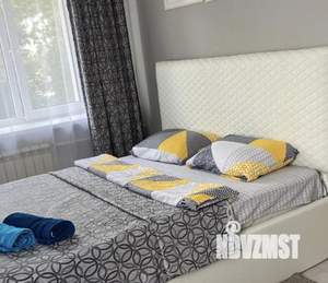 1-к квартира, посуточно, 43м2, 2/4 этаж