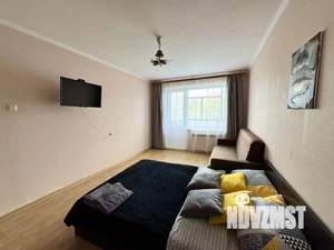 1-к квартира, посуточно, 38м2, 1/1 этаж