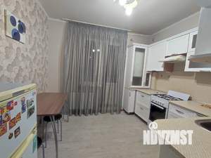 1-к квартира, посуточно, 40м2, 10/10 этаж