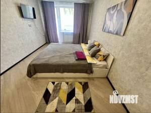 1-к квартира, посуточно, 44м2, 4/10 этаж