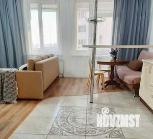 Студия квартира, посуточно, 60м2, 3/15 этаж