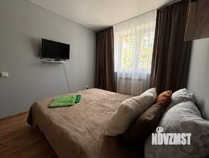 1-к квартира, посуточно, 44м2, 3/6 этаж