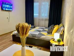 1-к квартира, посуточно, 34м2, 3/9 этаж