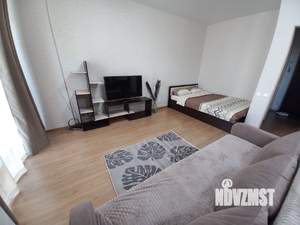 Студия квартира, посуточно, 35м2, 7/10 этаж