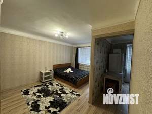 1-к квартира, посуточно, 42м2, 1/1 этаж