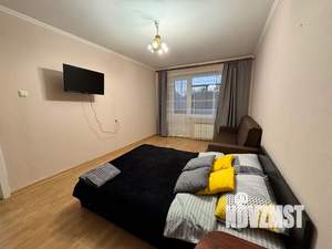 1-к квартира, посуточно, 38м2, 1/9 этаж