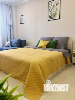 Студия квартира, посуточно, 38м2, 4/15 этаж