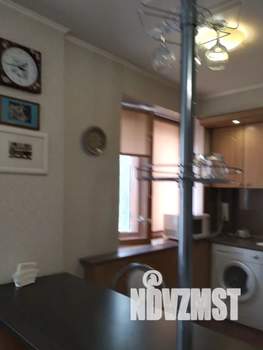 Студия квартира, посуточно, 30м2, 2/5 этаж