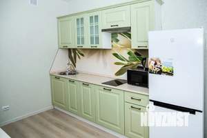 1-к квартира, посуточно, 40м2, 2/10 этаж