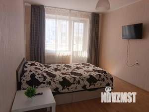 1-к квартира, посуточно, 36м2, 1/9 этаж