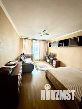 1-к квартира, посуточно, 41м2, 4/15 этаж