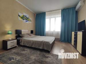 1-к квартира, посуточно, 40м2, 6/6 этаж