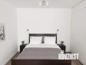 Студия квартира, посуточно, 42м2, 1/4 этаж