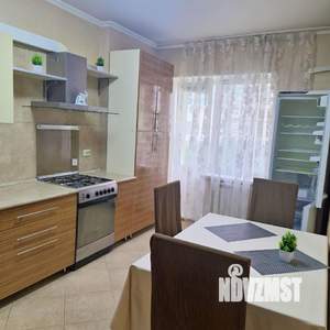 2-к квартира, на длительный срок, 80м2, 4/4 этаж