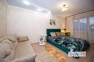 1-к квартира, посуточно, 35м2, 6/10 этаж