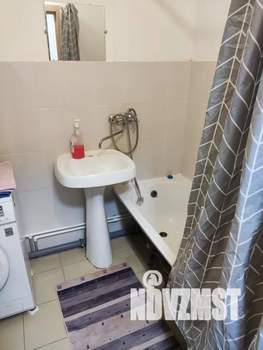 Студия квартира, посуточно, 37м2, 1/14 этаж