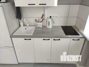 Студия квартира, посуточно, 23м2, 1/3 этаж