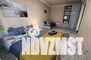 1-к квартира, посуточно, 44м2, 1/5 этаж