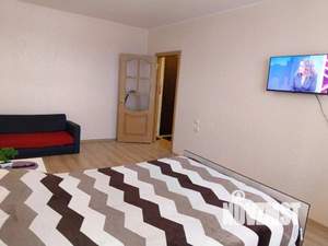 1-к квартира, посуточно, 38м2, 1/1 этаж