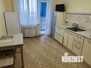 1-к квартира, посуточно, 45м2, 10/14 этаж